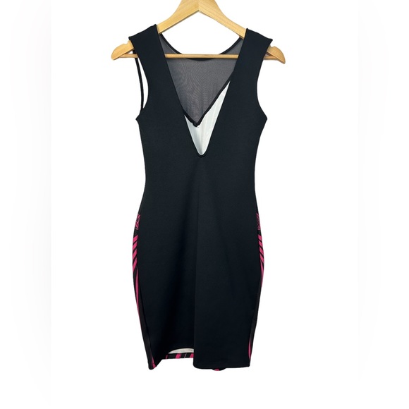 LIPSY LONDON | M | Bodycon Dress Wedding Date Event Mash Rhinestones open Back - Picture 4 of 10